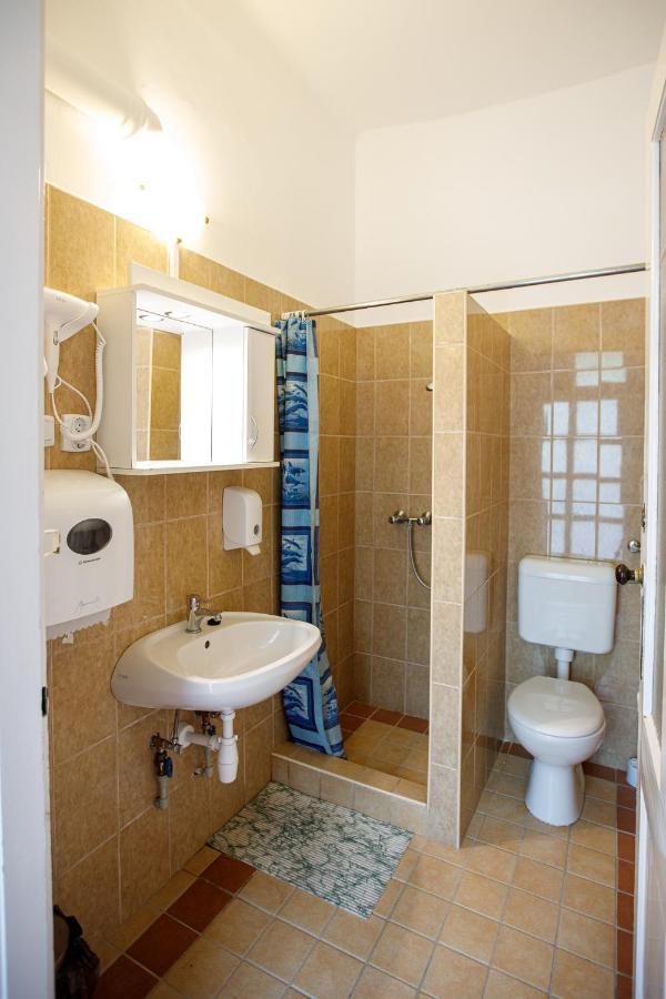 גיולה Central Apartman מראה חיצוני תמונה