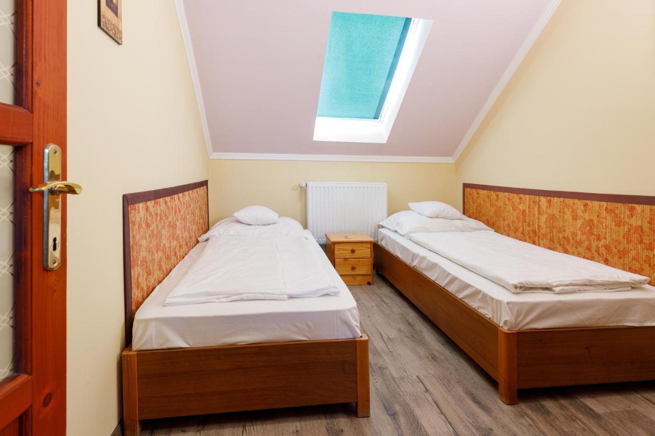 גיולה Central Apartman מראה חיצוני תמונה