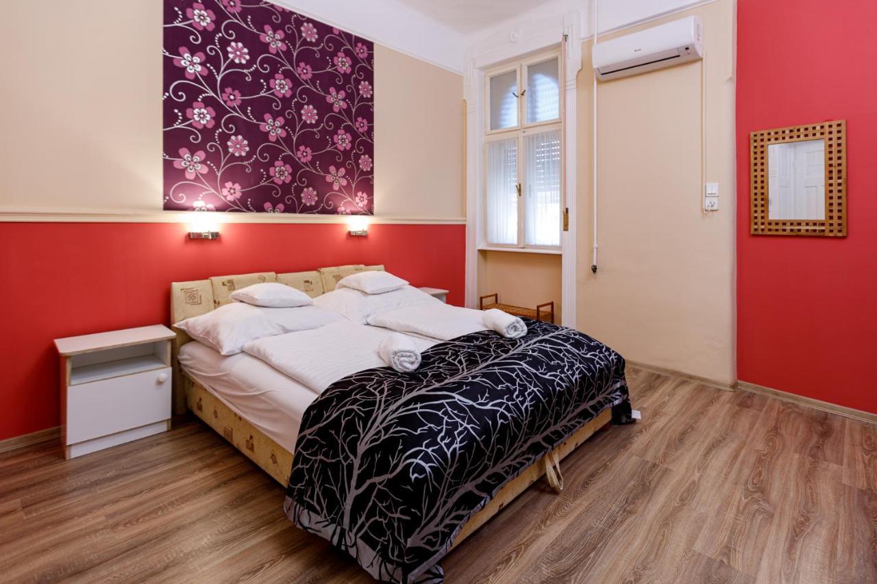 גיולה Central Apartman מראה חיצוני תמונה