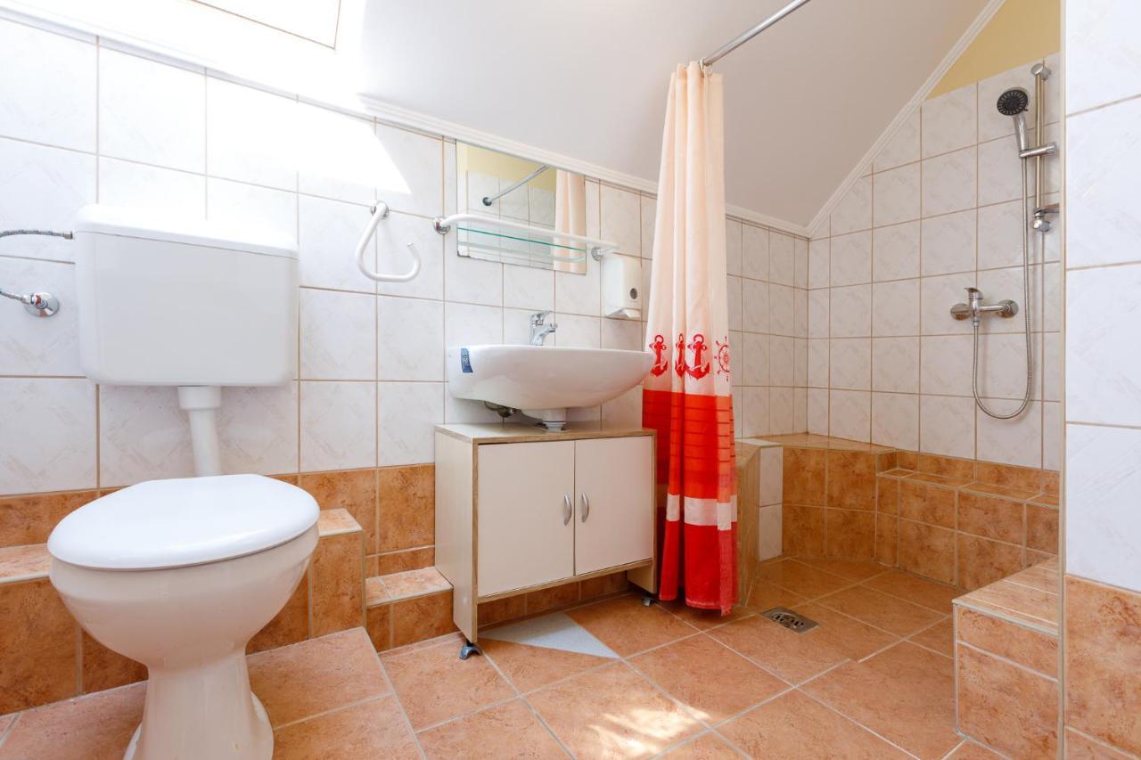 גיולה Central Apartman מראה חיצוני תמונה
